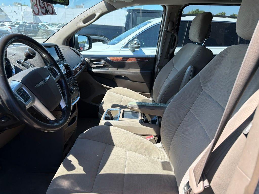 2011 Chrysler Town & Country Touring