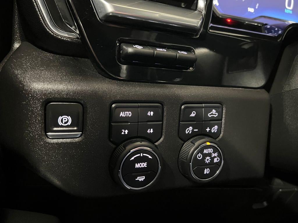 2024 Chevrolet Silverado 3500 HD High Country