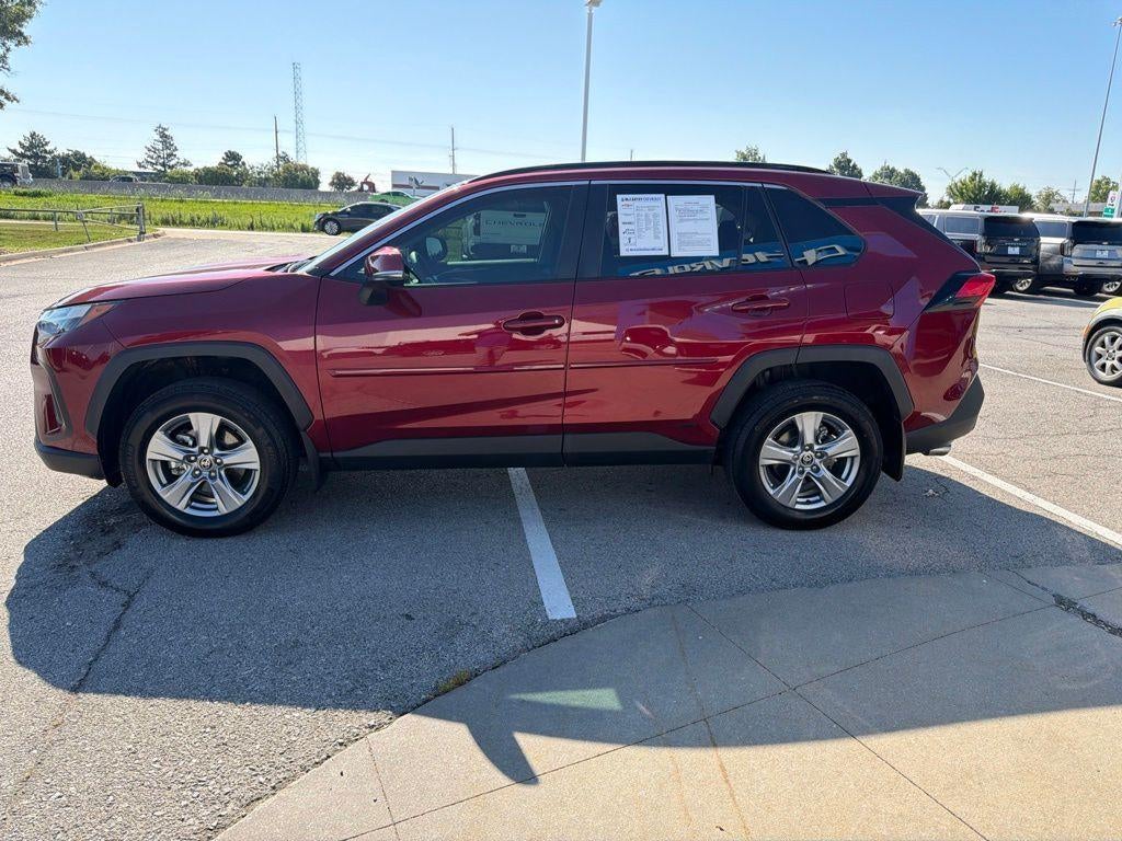 2025 Toyota RAV4 XLE