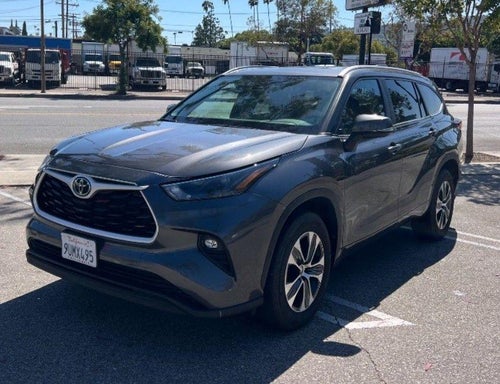 2025 Toyota Highlander LE
