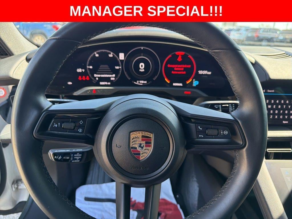 2022 Porsche Taycan Base