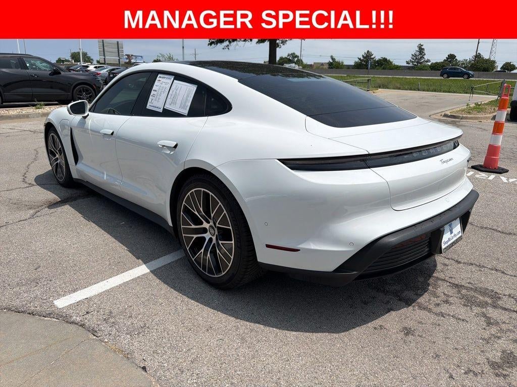 2022 Porsche Taycan Base