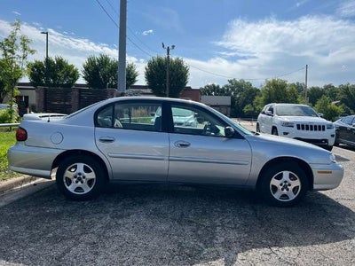2003 Chevrolet Malibu Base