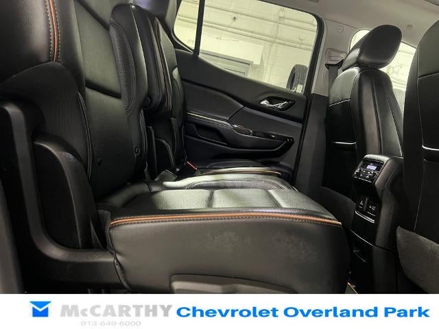 2021 GMC Acadia AT4