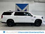 2022 GMC Yukon XL AT4