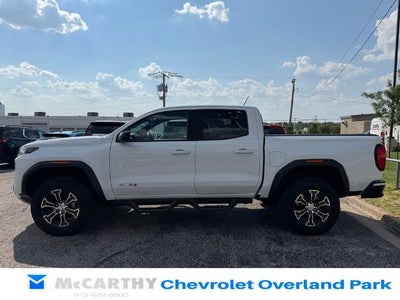 2023 GMC Canyon 4WD AT4