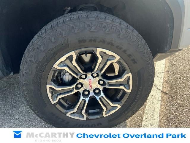 2023 GMC Canyon 4WD AT4