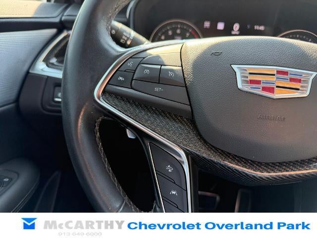 2022 Cadillac XT5 AWD Sport