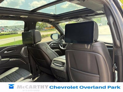 2022 Cadillac Escalade ESV Sport Platinum