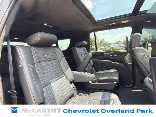 2022 Cadillac Escalade ESV Sport Platinum