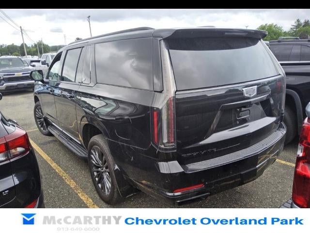 2025 Cadillac Escalade ESV Sport