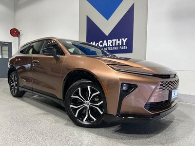 2025 Toyota Crown Signia XLE