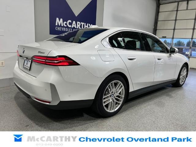 2025 BMW 5 Series 530i xDrive