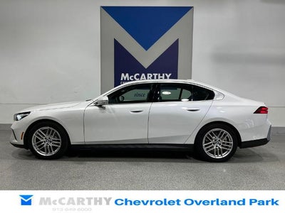 2025 BMW 5 Series 530i xDrive