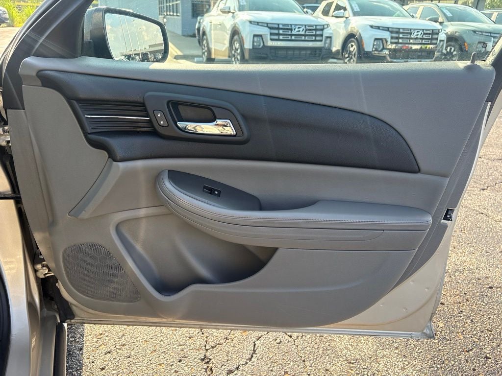 2013 Chevrolet Malibu LS 1LS