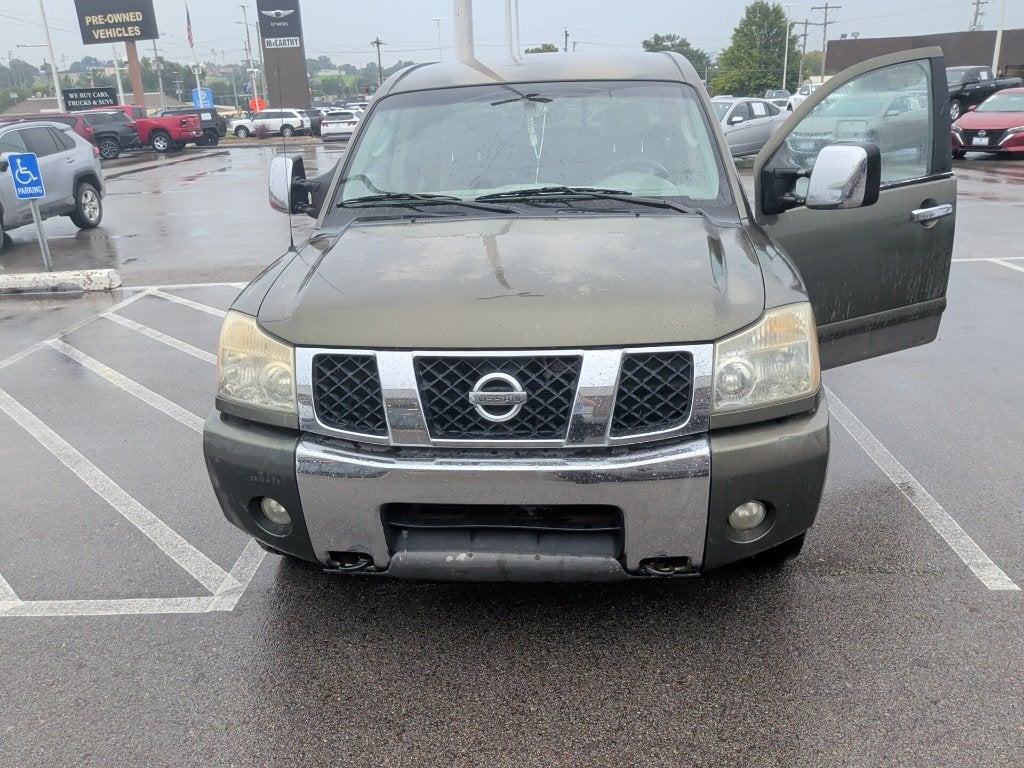 2004 Nissan Titan LE