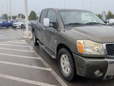 2004 Nissan Titan LE