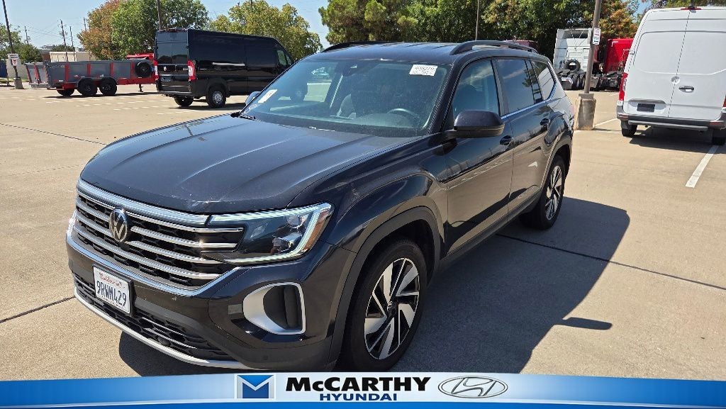 2025 Volkswagen Atlas 2.0T SE w/Technology