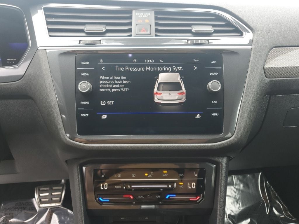 2023 Volkswagen Tiguan 2.0T SE R-Line Black