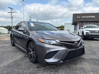 2018 Toyota Camry SE