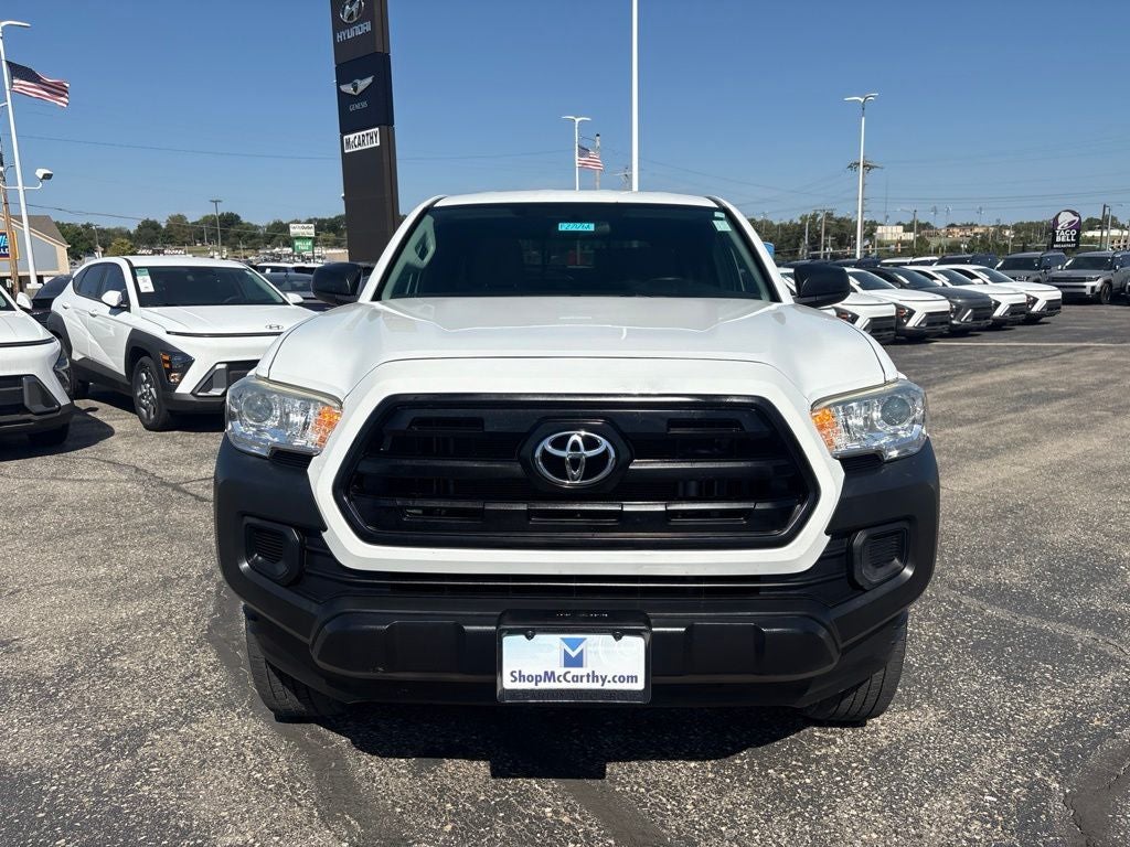 2016 Toyota Tacoma SR