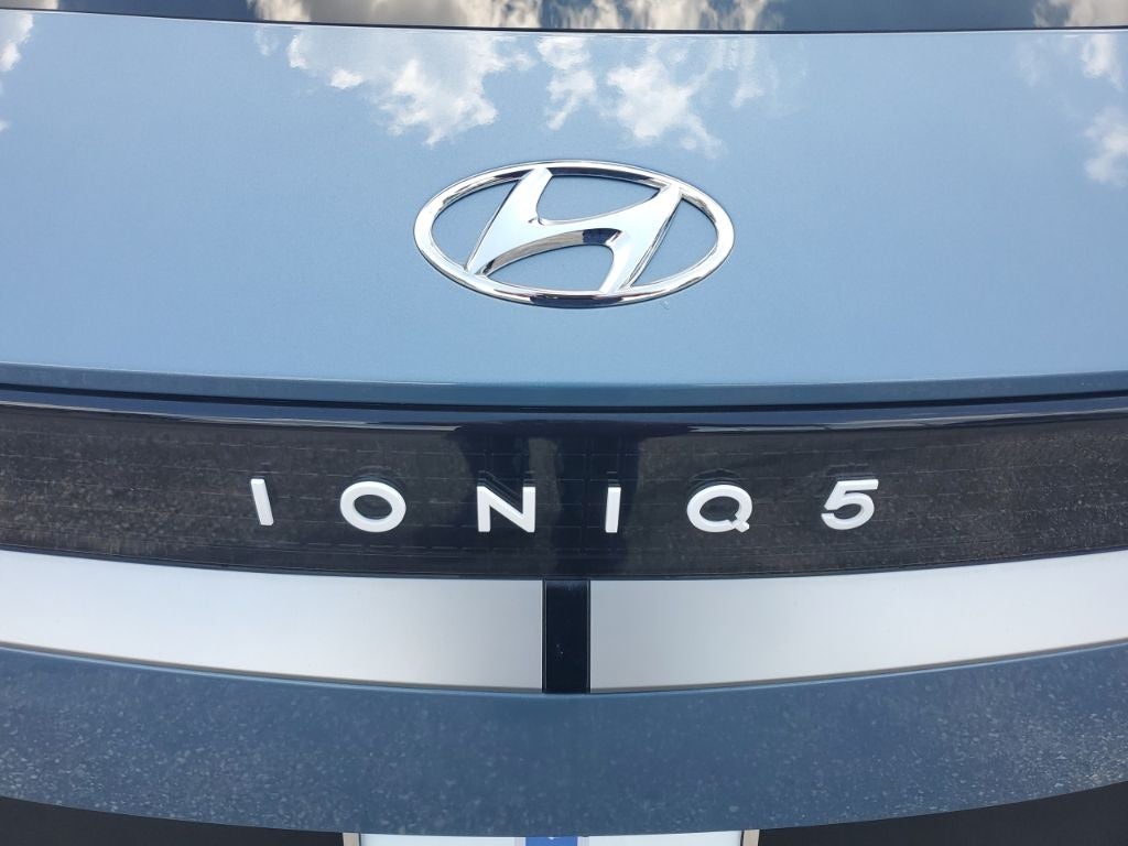 2024 Hyundai IONIQ 5 SE