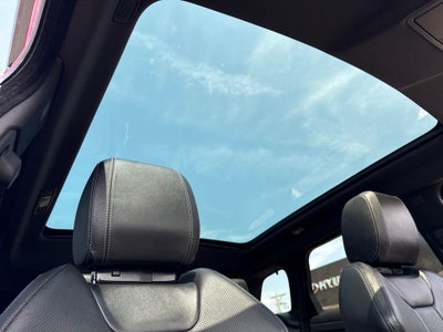 2019 Land Rover Range Rover Evoque SE Premium PREMIUM