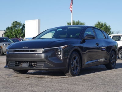 2025 Kia K4 LXS