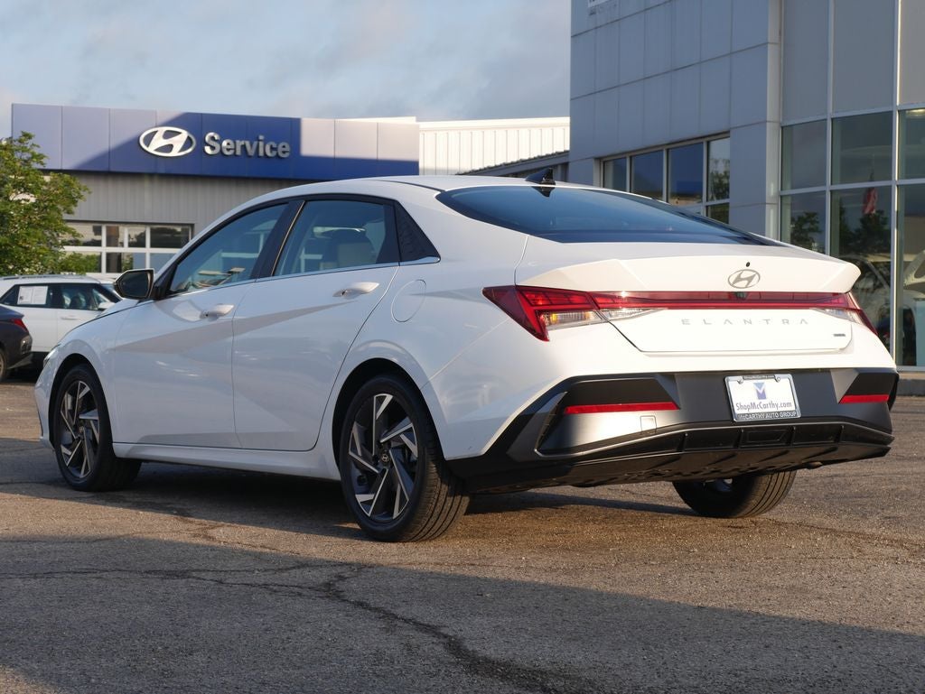 2025 Hyundai Elantra Hybrid Limited
