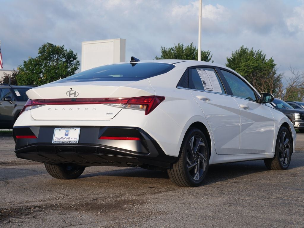 2025 Hyundai Elantra Hybrid Limited